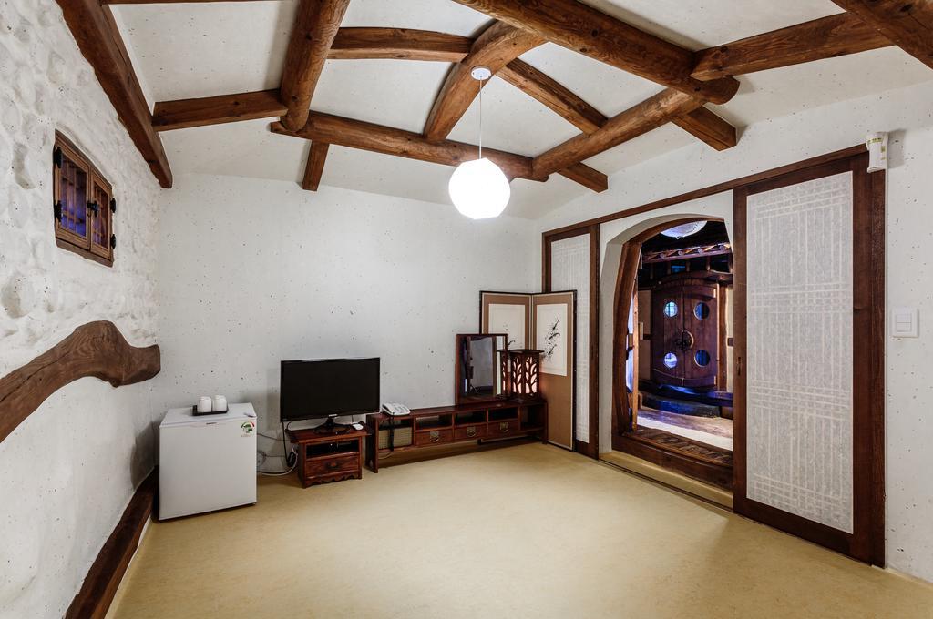 Ostello Kasan Tobang Seogwipo Esterno foto